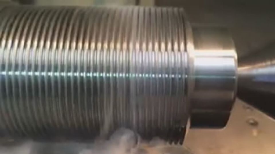 Fabricación de rosca whitworth en diámetro de 2 3/8&quot; pasó 12 hilos por pulgada en acero SAE 4340